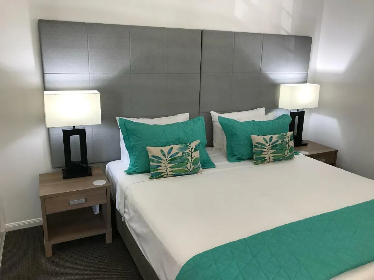 29 Aqua At Aqueous On Port Apartment Port Douglas