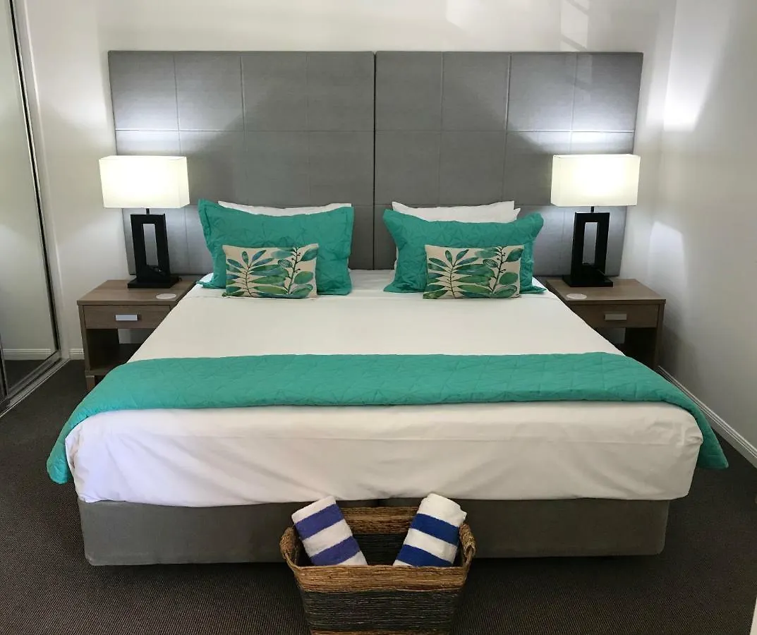 29 Aqua At Aqueous On Port Apartment Port Douglas